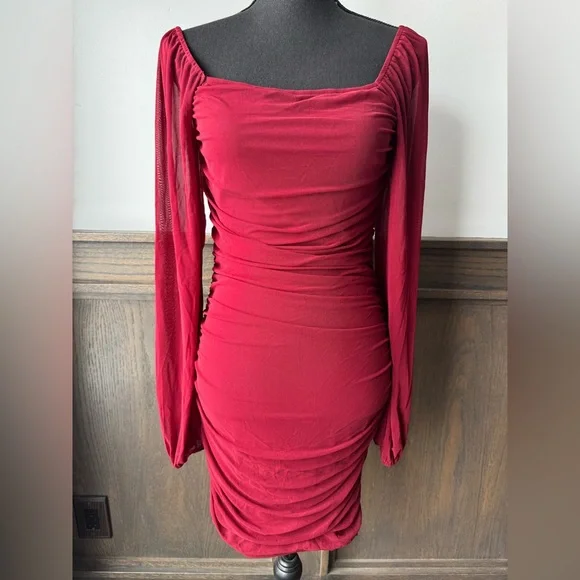 Elegan Darkt Red Long Sleeve Ruched Bodycon Dress Medium NWT - Picture 1 of 7